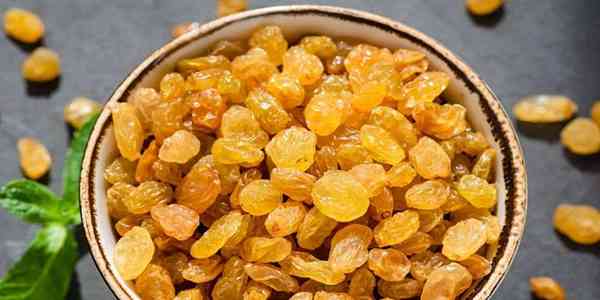 کشمش تیزابی مناسب استفاده روزانه